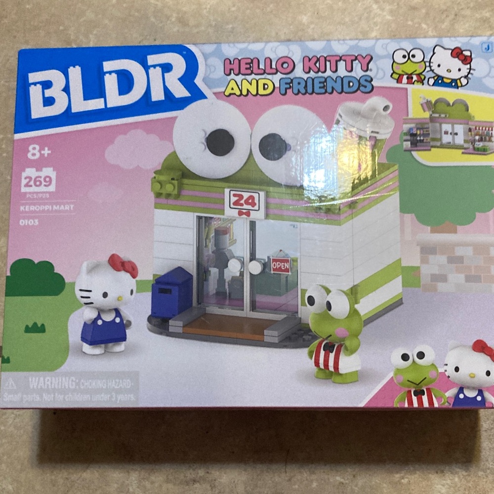 Hello Kitty and Friends Keroppi Mart Building Set